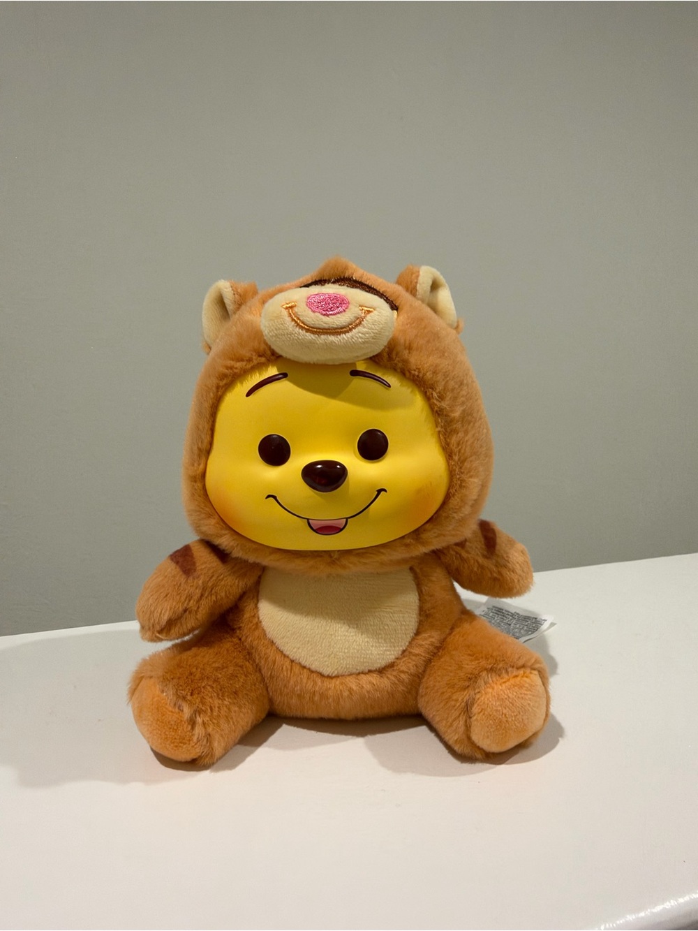 MINISO - winnie the pooh naughty party series - tigger (comes with card)